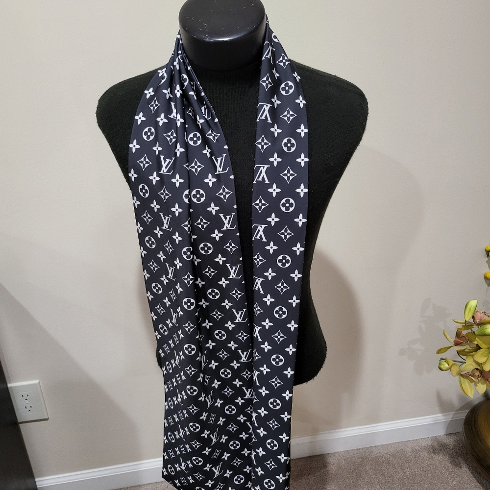 Black and white custom order scarf  100%polyester, NWOT 72"×9,5" - Picture 3 of 5
